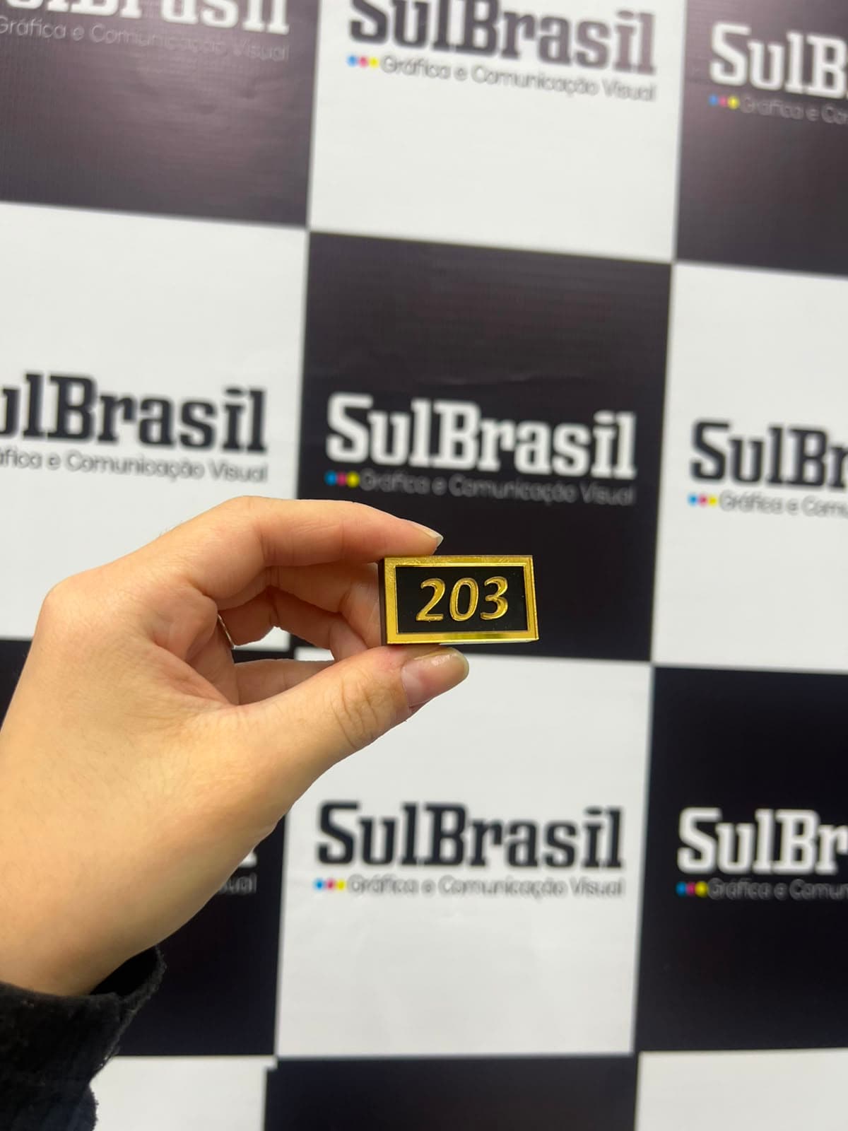 Número de porta em acrílico espelhado