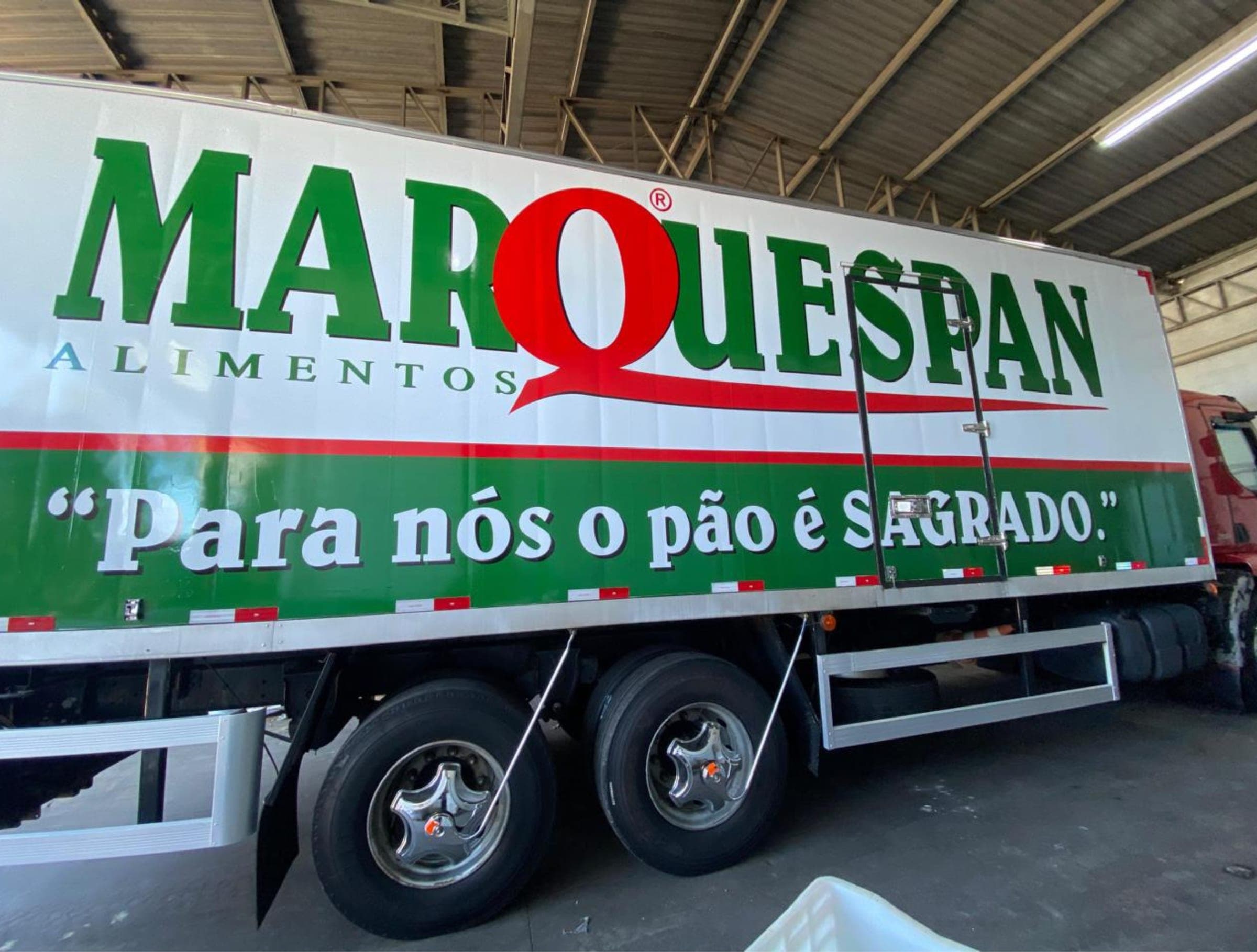 Plotagem de Caminhão — Marquespan — Plotagem de carros, projeto da SulBrasil